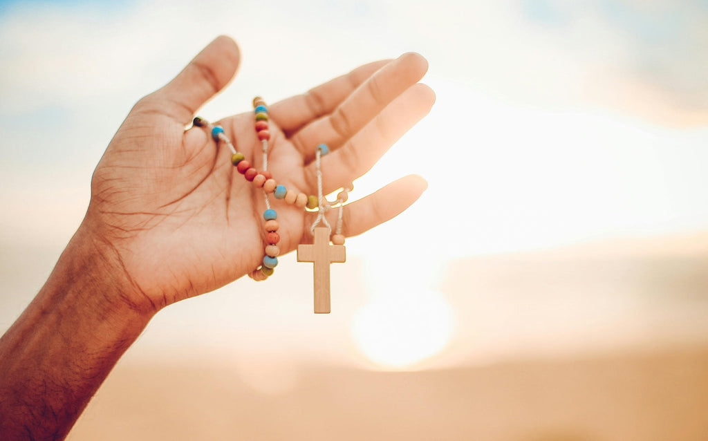 How Christian Students Can Balance Faith, Family, and Academic Responsibilities in College
