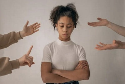 20 Bible Verses About Parenting and Raising Children (With Commentary)