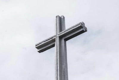 20 Bible Verses That Explain Salvation Through Jesus (With Commentary)