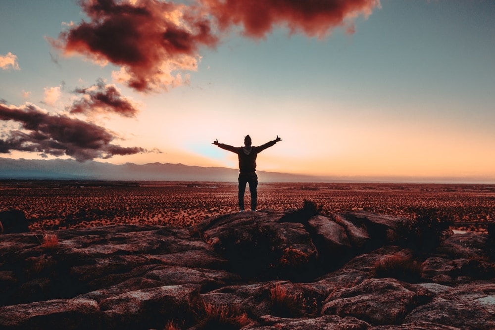 20 Bible Verses That Promise Victory Over Struggles (with Commentary)