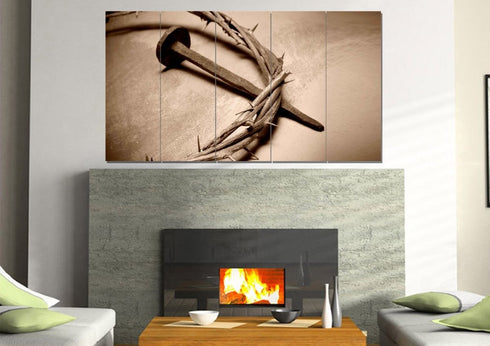 Crown & Nails #10 Wall Art