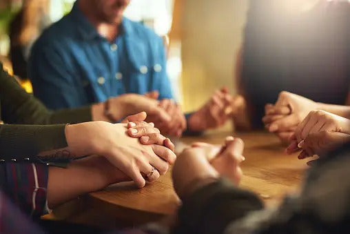 18 Bible Verses About Living a Holy and Set-Apart Life (With Commentar ...